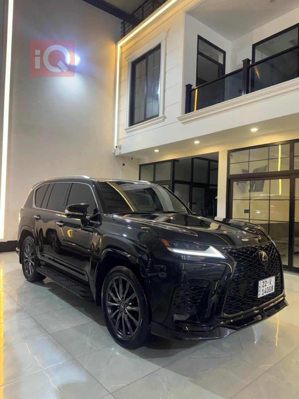 Lexus LX
